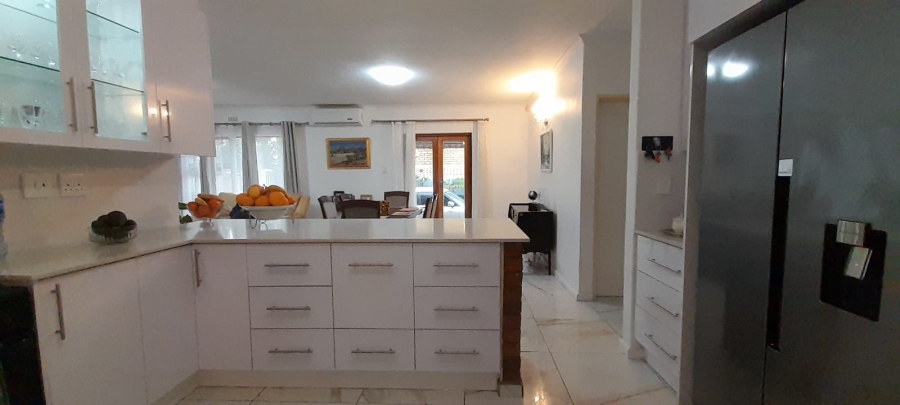 4 Bedroom Property for Sale in Gordon Strand Estate Western Cape